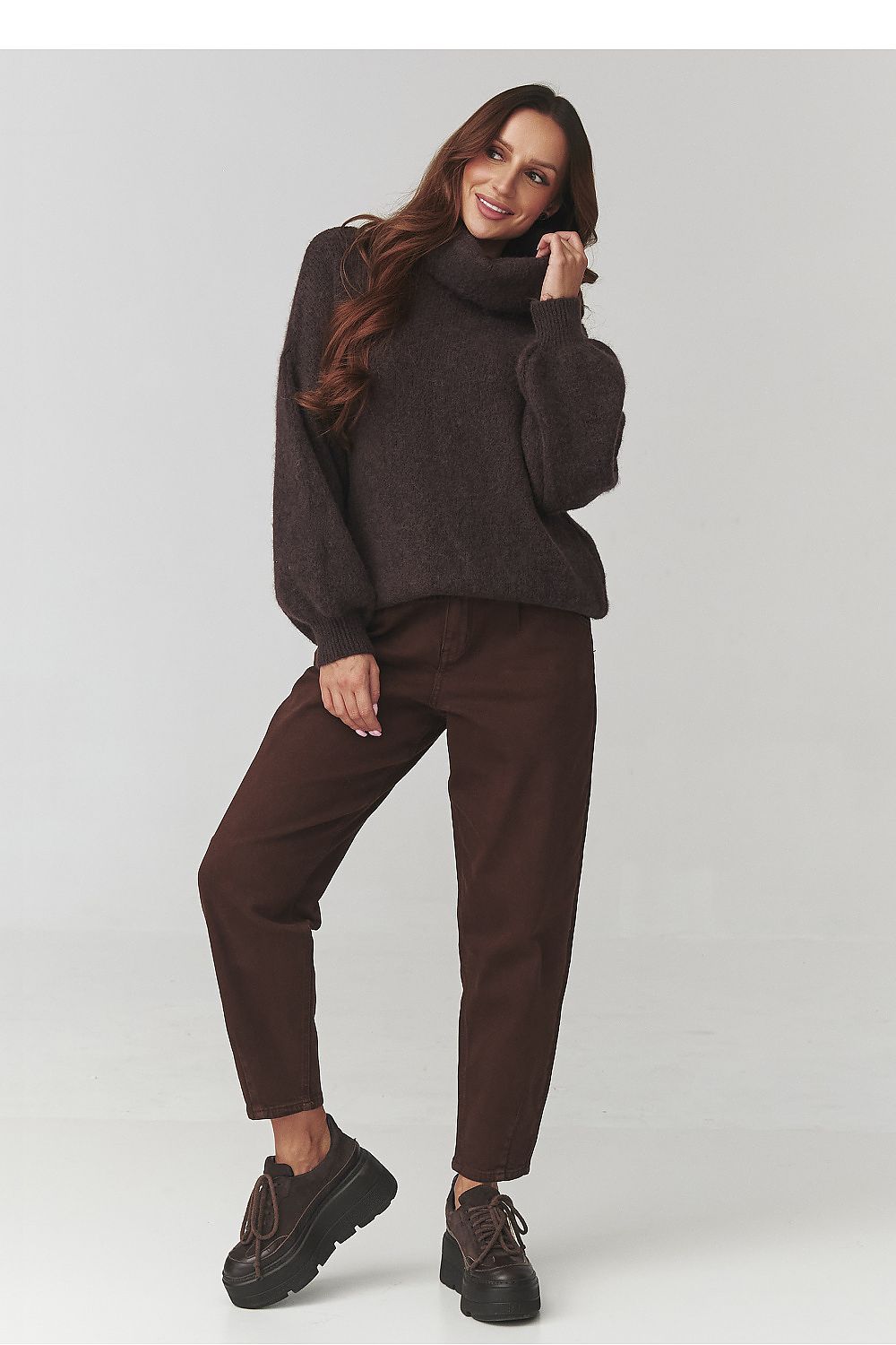 Turtleneck model 220794 Makadamia
