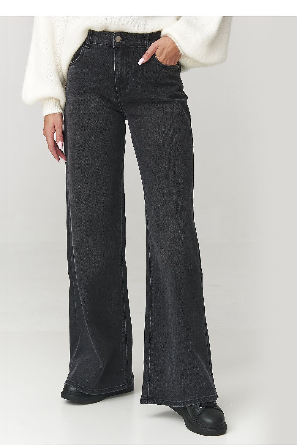Jeans model 220800 Makadamia