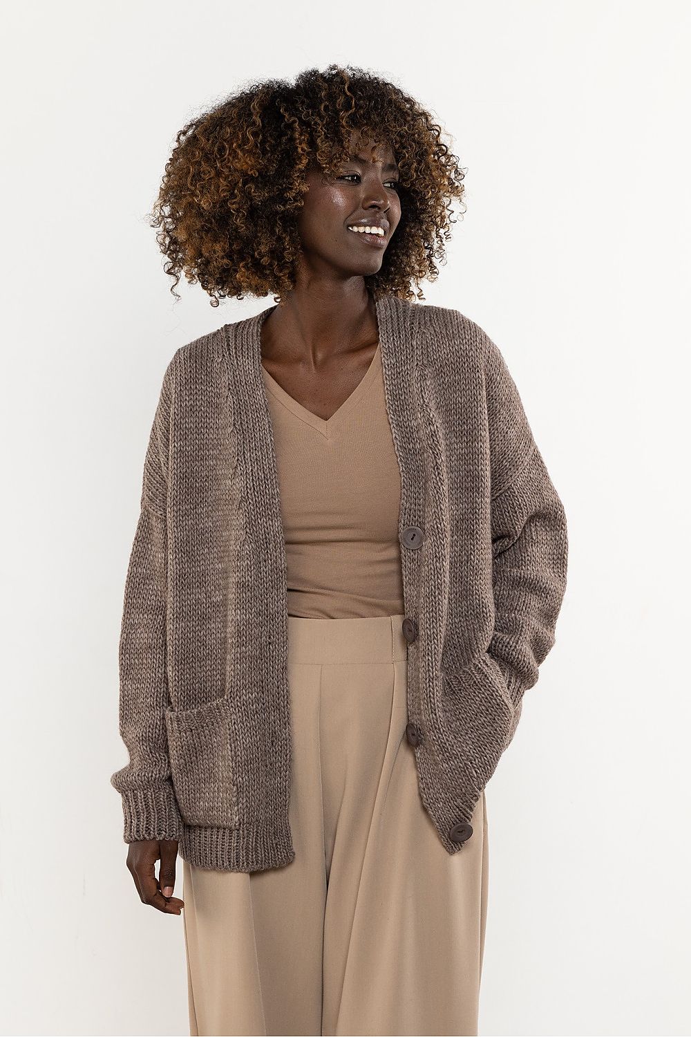 Cardigan model 220853 awama