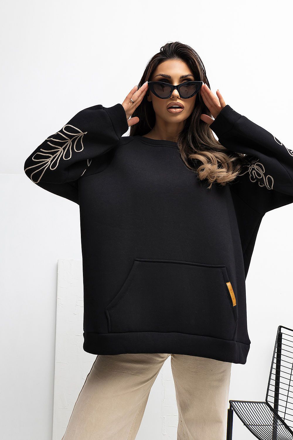 Sweatshirt model 221616 Rue Paris