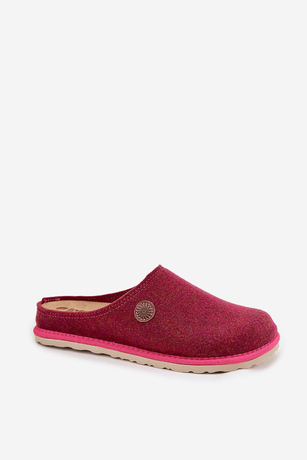 Slippers model 222294 Step in style