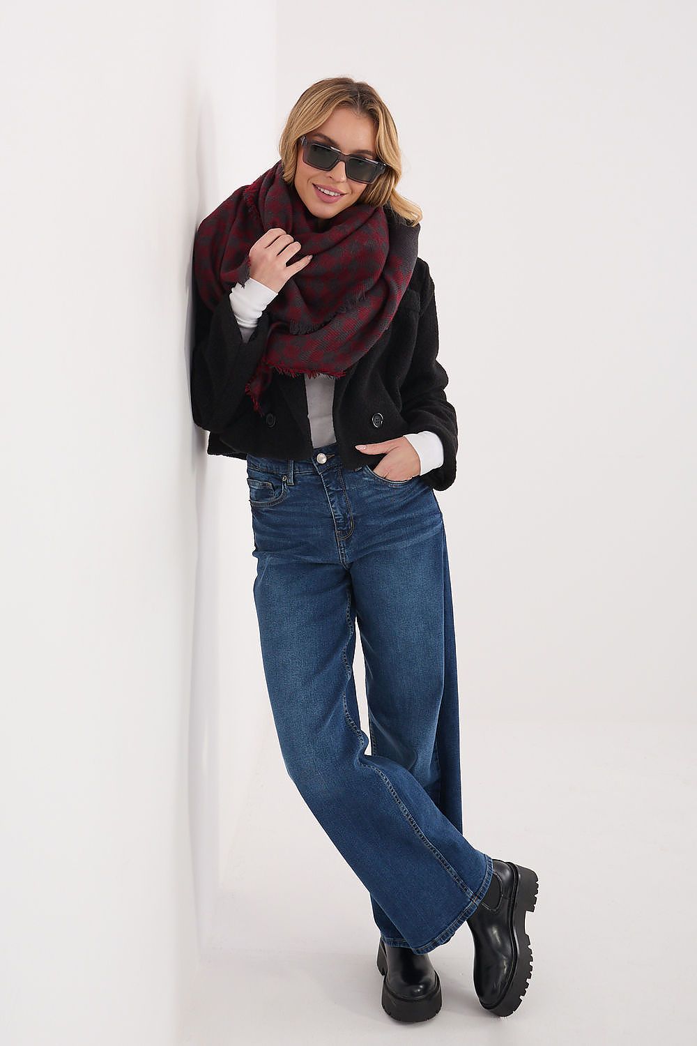 Shawl model 222307 AT