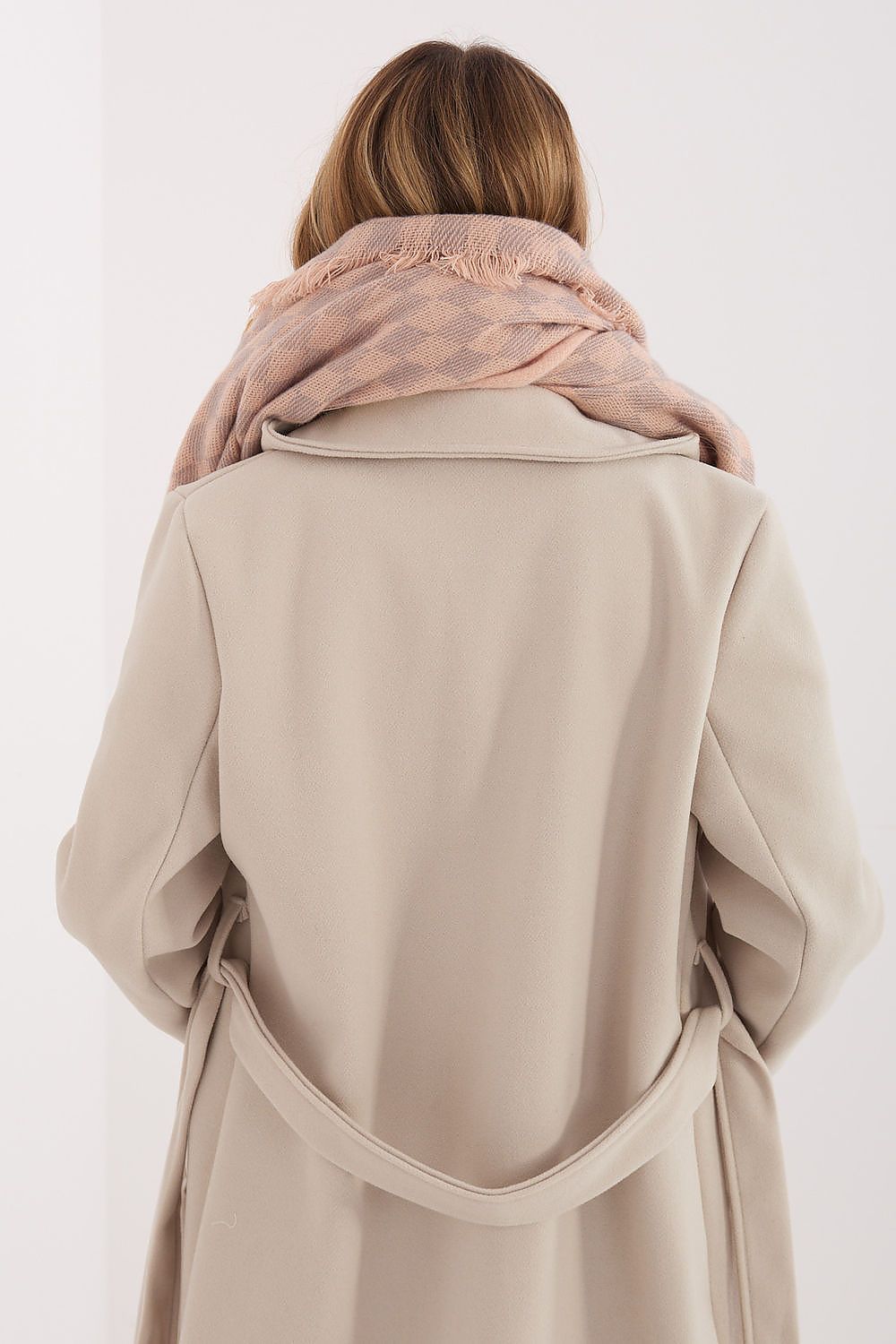 Shawl model 222309 AT