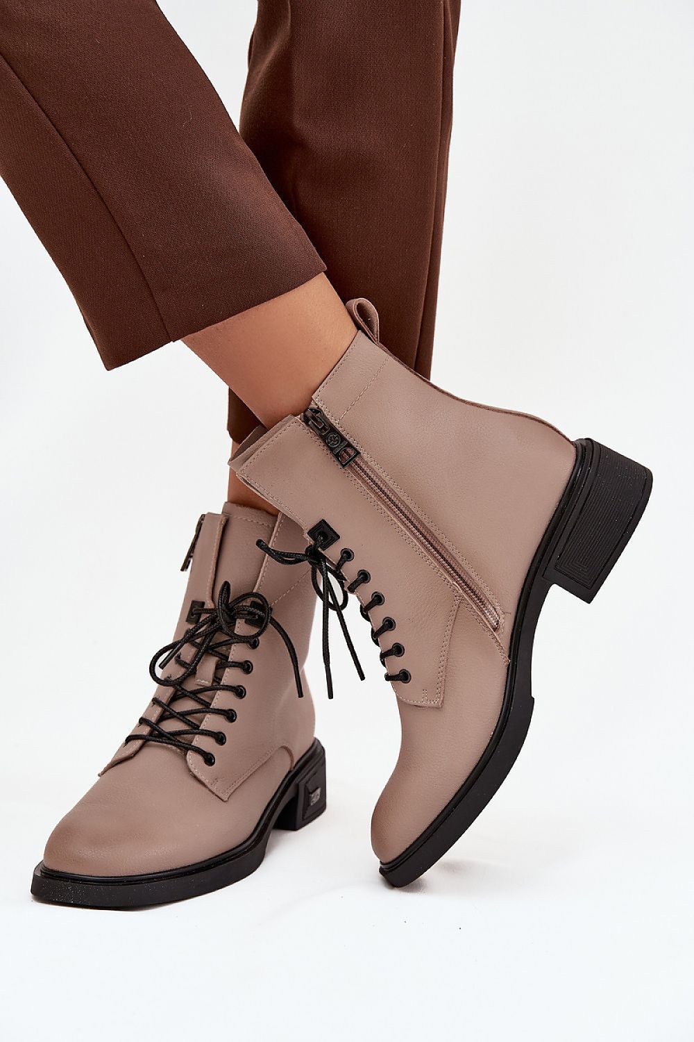 Boots model 222968 Step in style