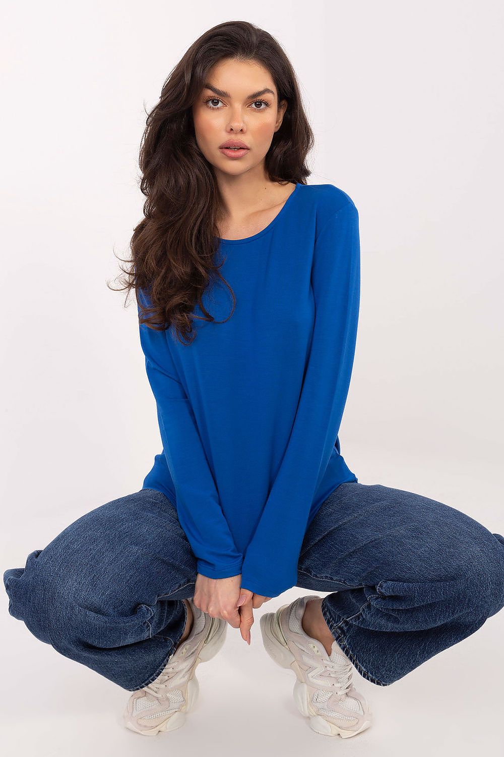 Blouse model 223043 Relevance