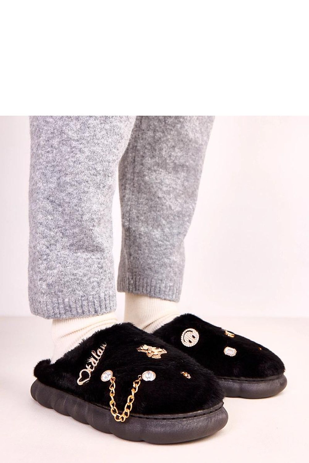 Slippers model 223114 Solea