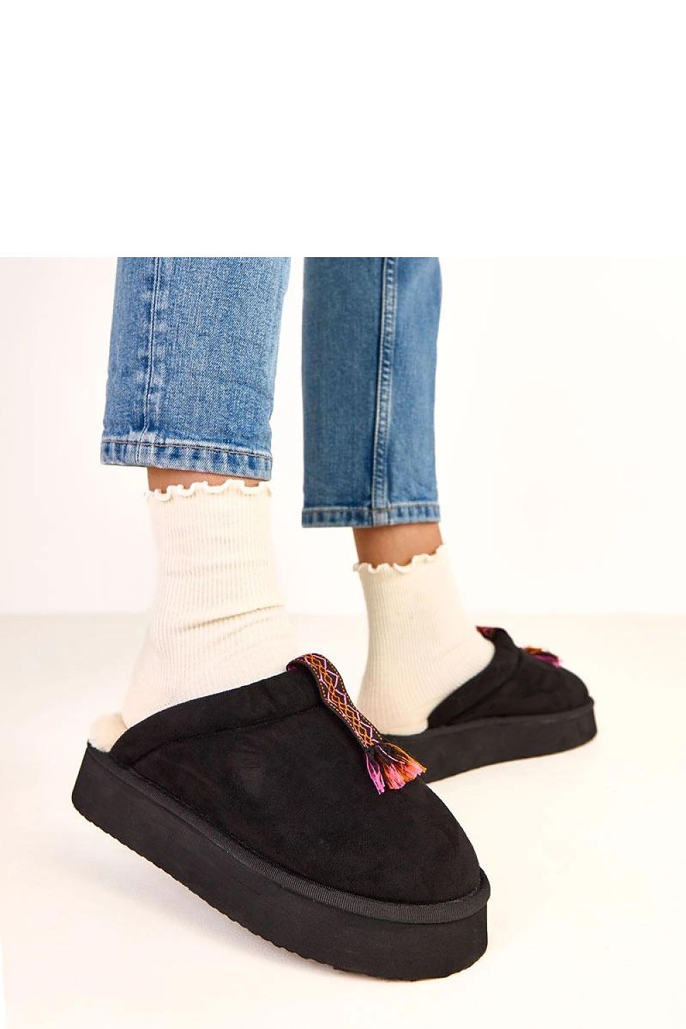 Slippers model 223119 Solea