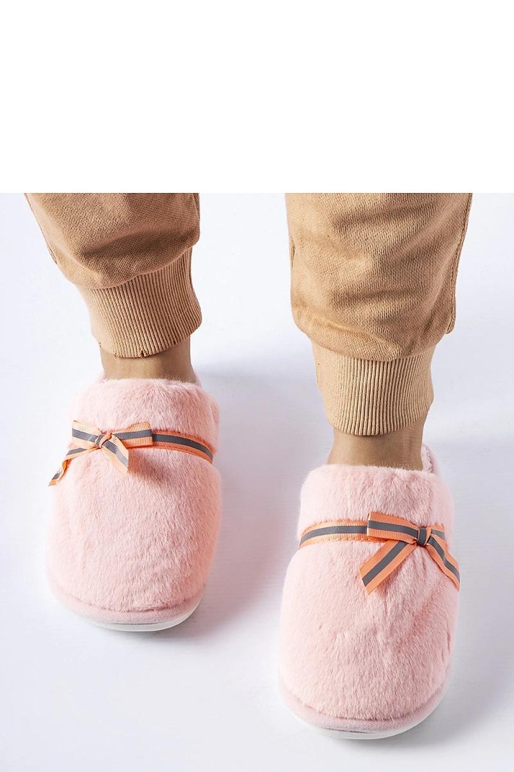 Slippers model 223123 Solea