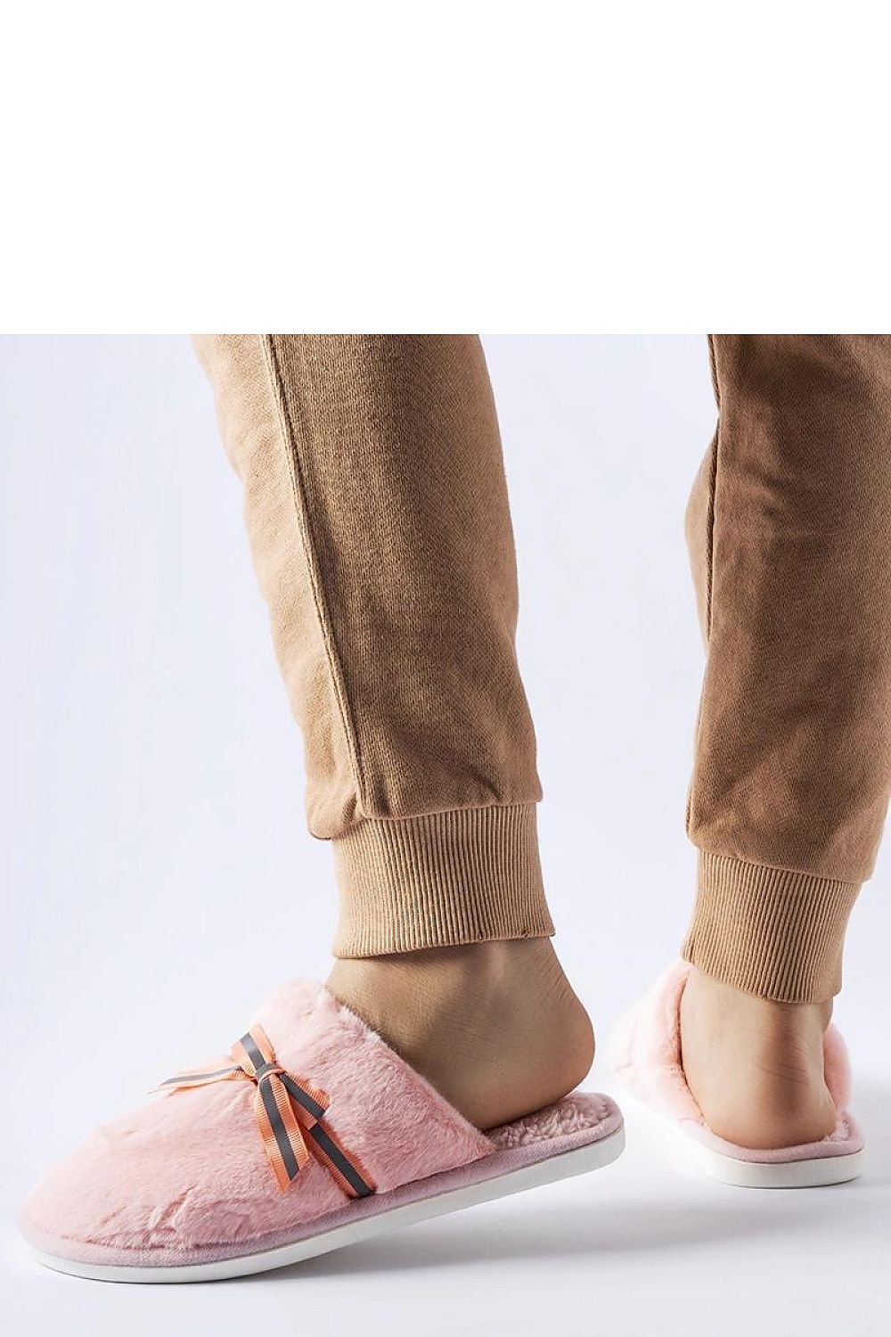 Slippers model 223123 Solea