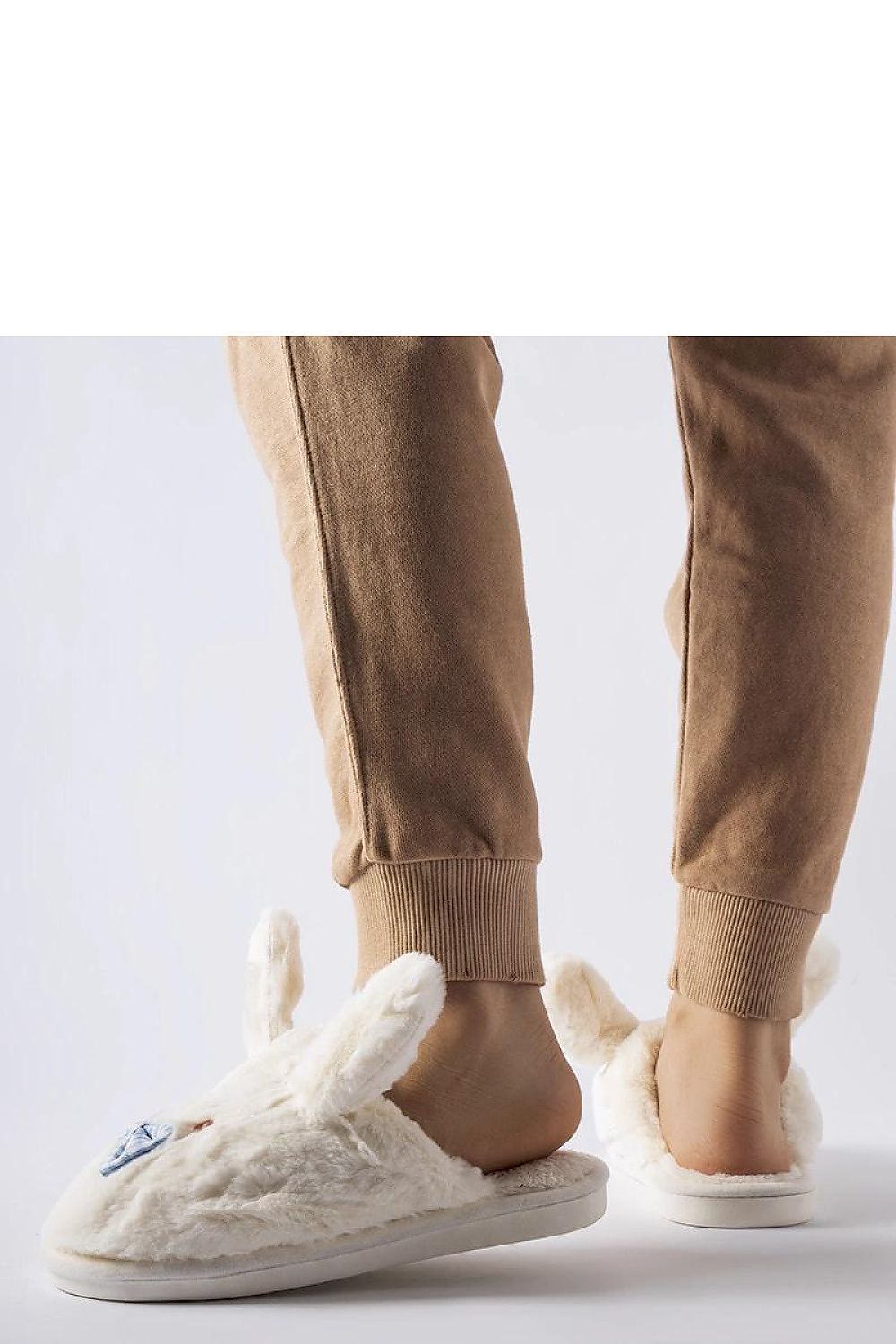 Slippers model 223127 Solea