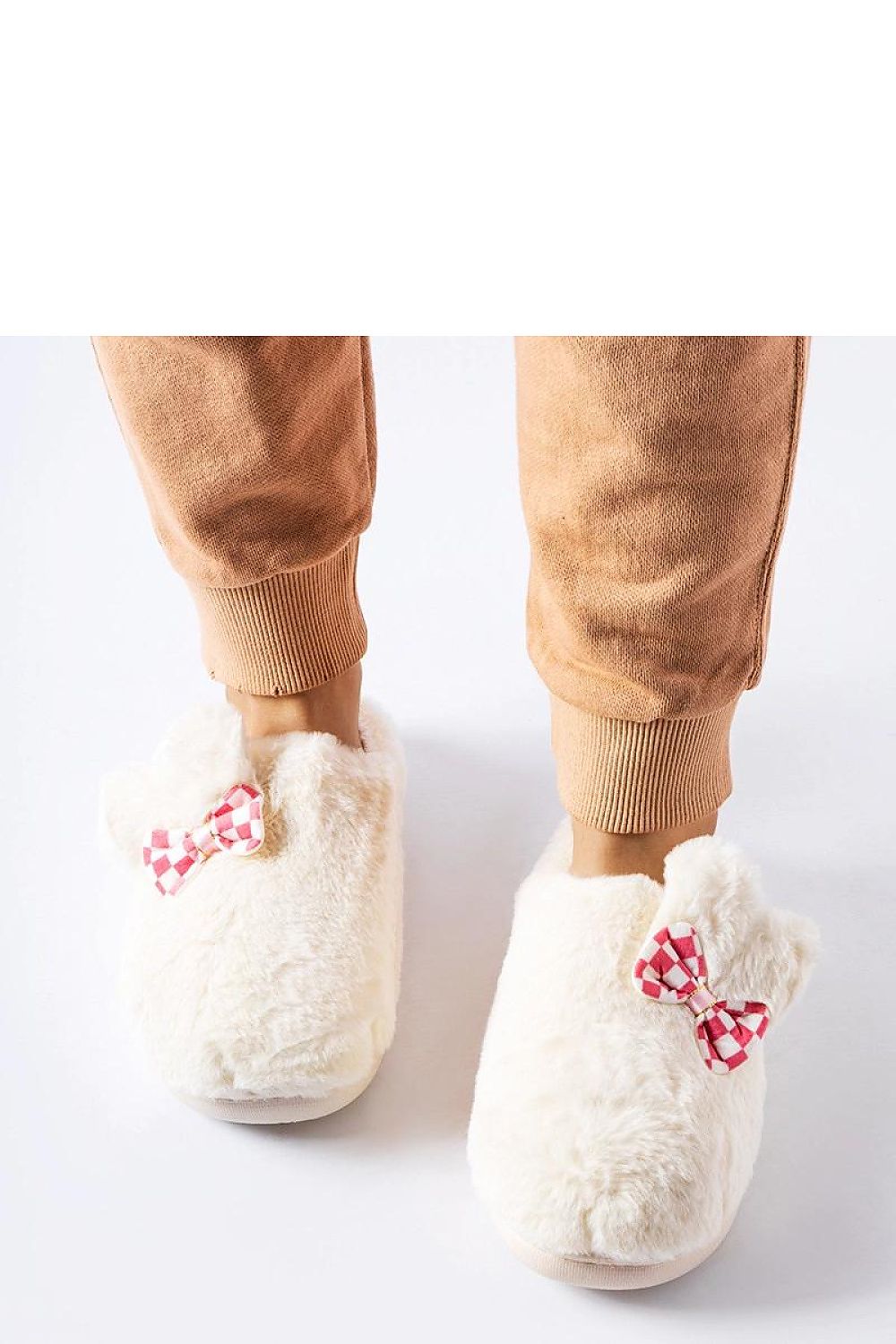 Slippers model 223132 Solea