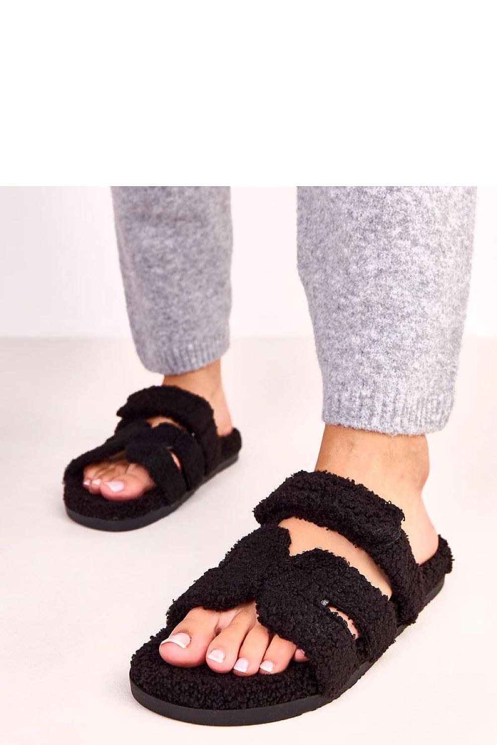 Slippers model 223140 Solea