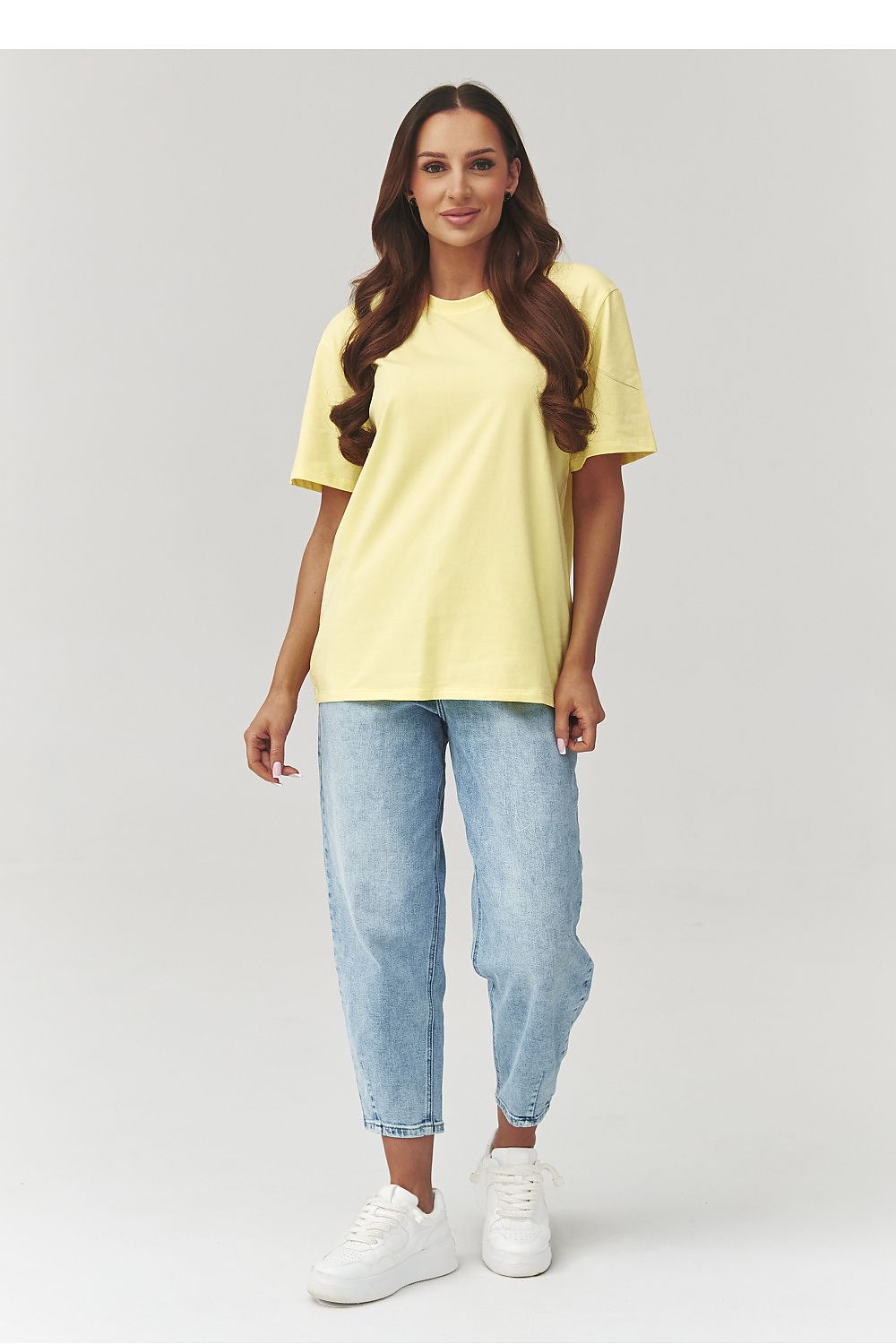 T-shirt model 223549 Makadamia