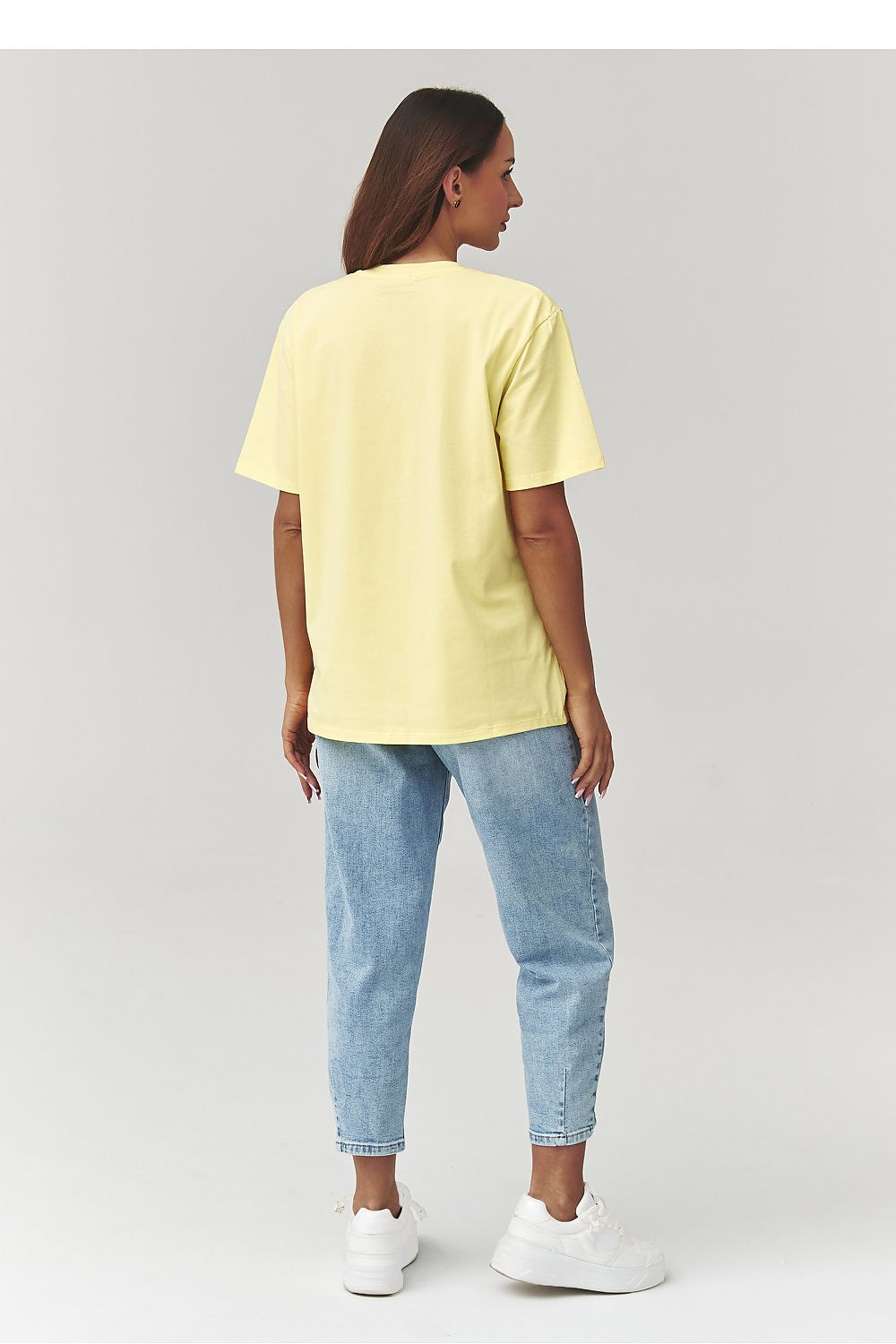 T-shirt model 223549 Makadamia