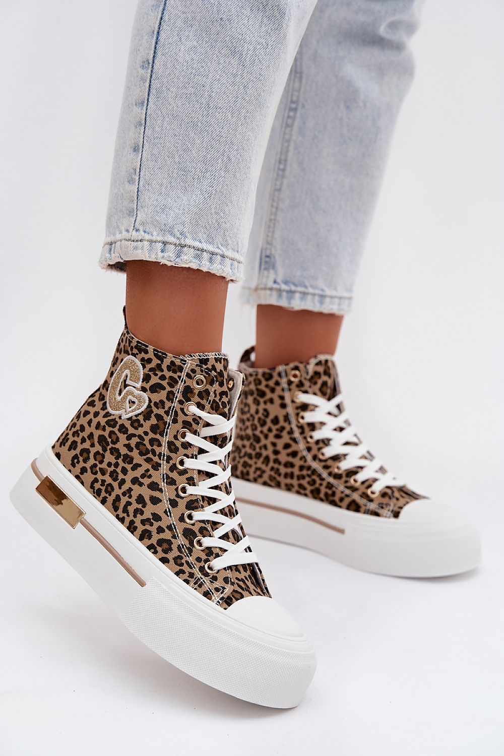 Sneakers model 223603 Step in style