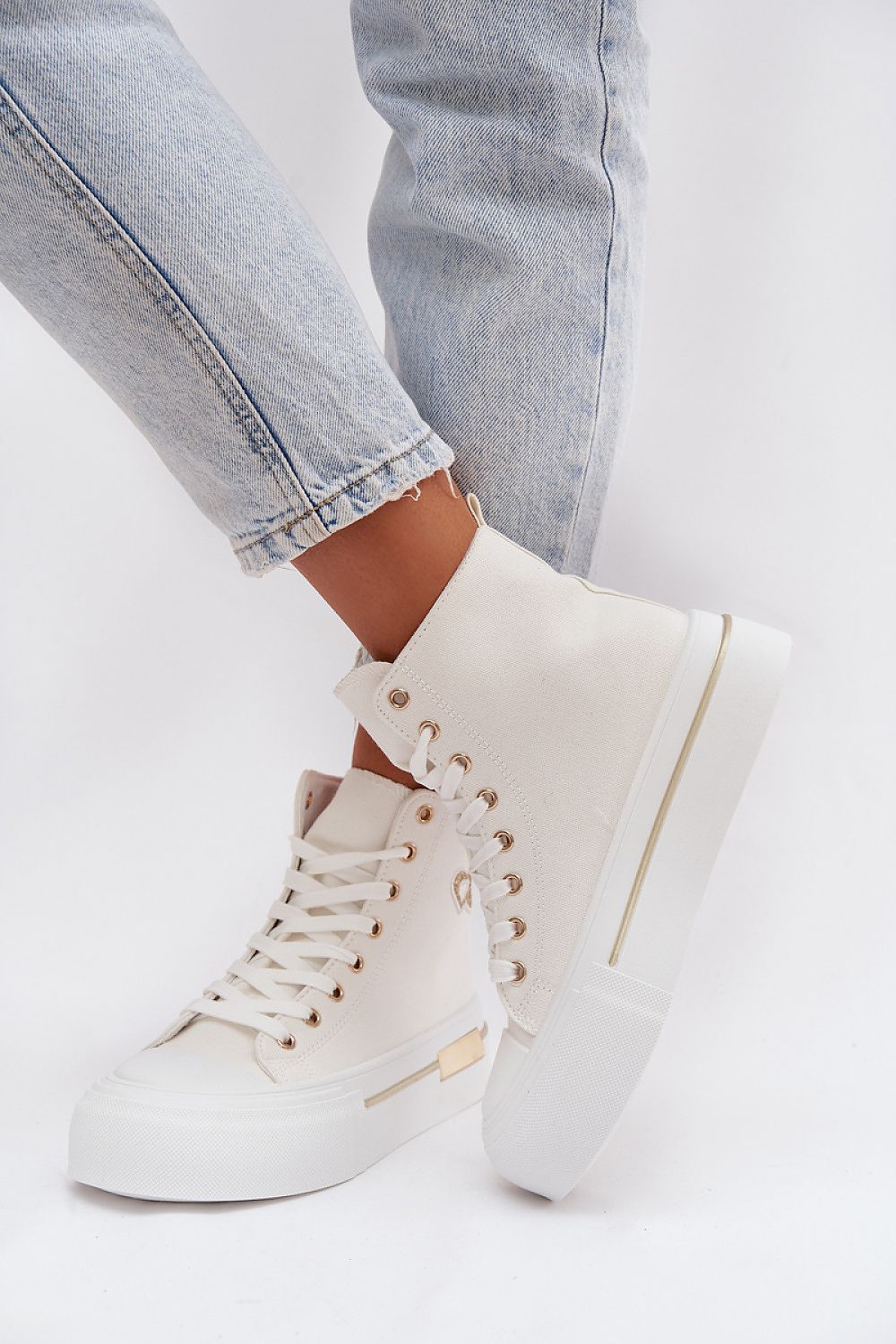Sneakers model 223604 Step in style