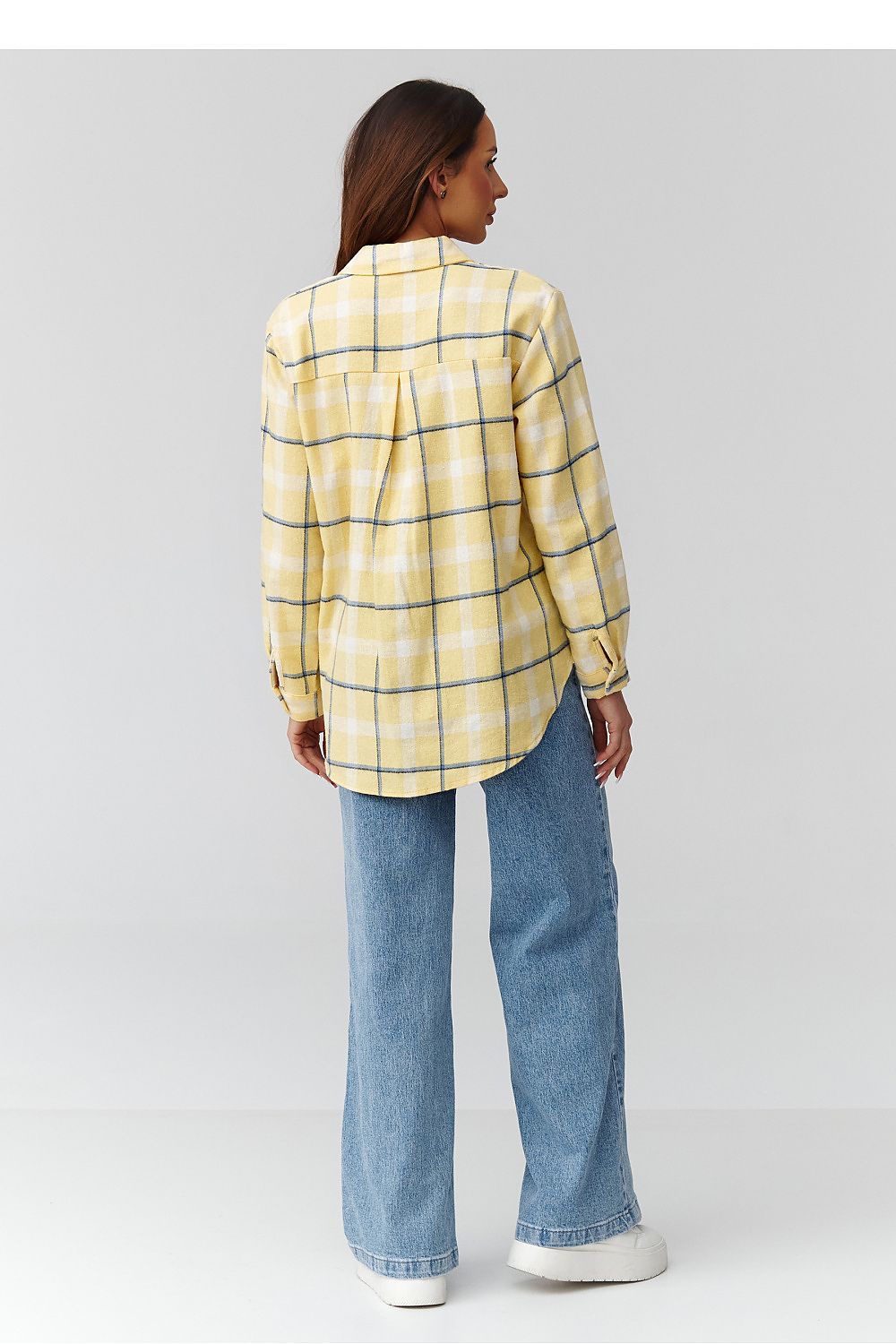 Long sleeve shirt model 224090 Makadamia