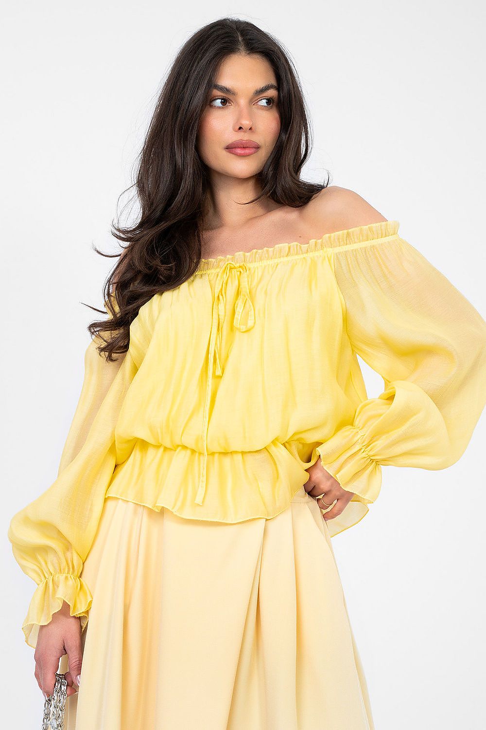 Blouse model 224656 Rue Paris