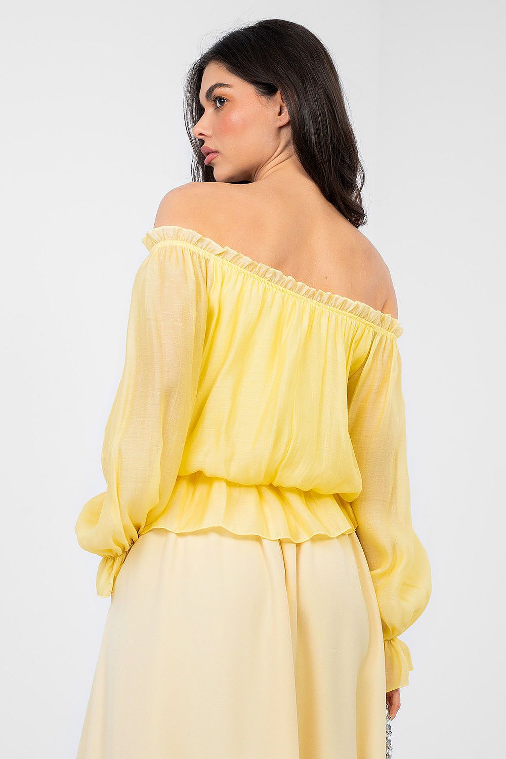 Blouse model 224656 Rue Paris