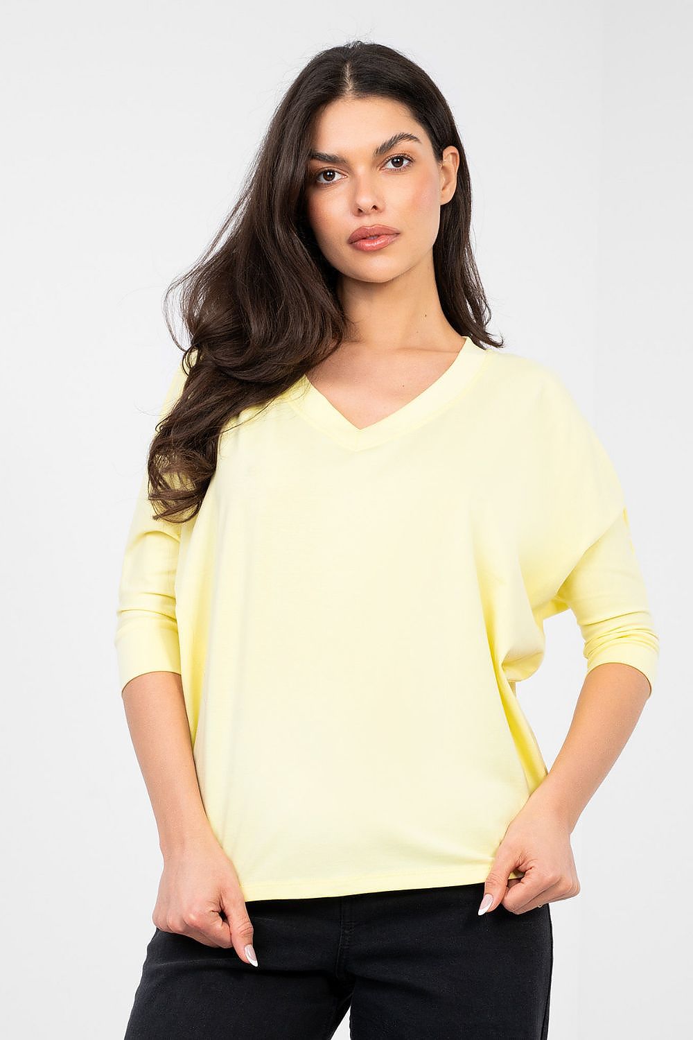 Blouse model 224755 Rue Paris