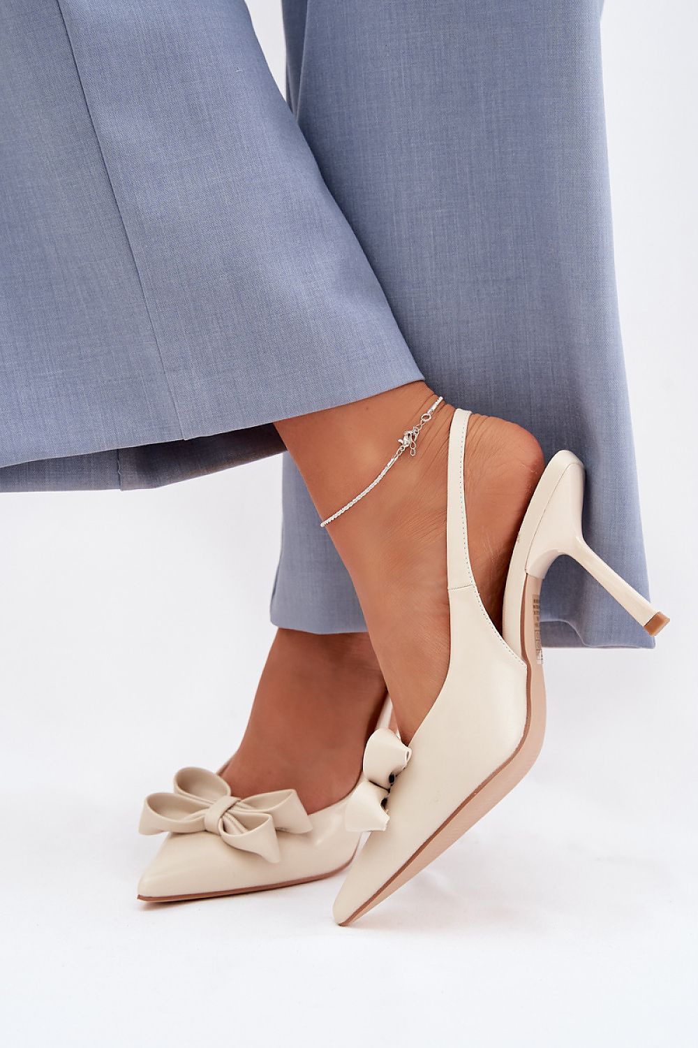 Heel sandals model 225212 Step in style