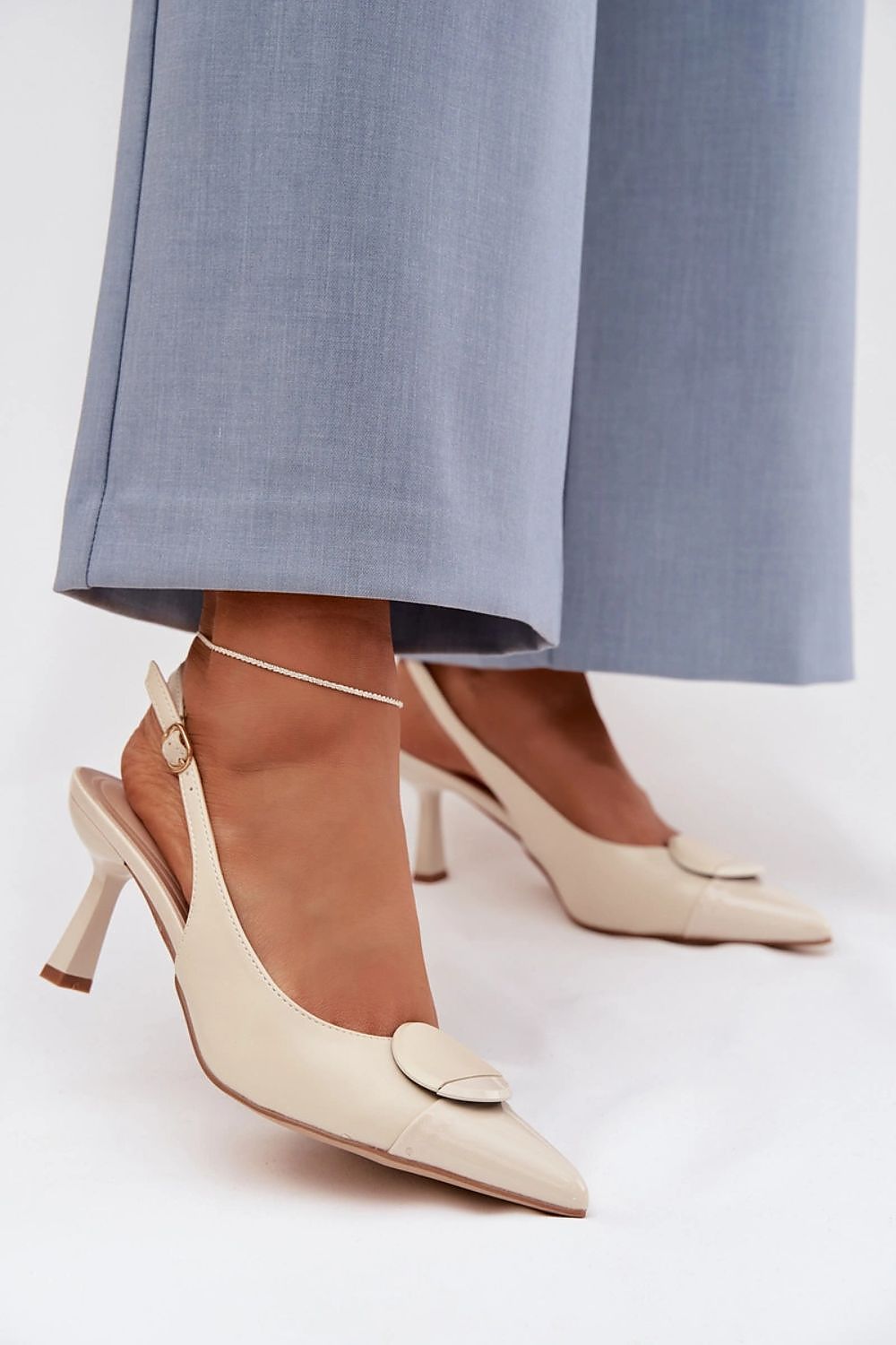 Heel sandals model 225219 Step in style