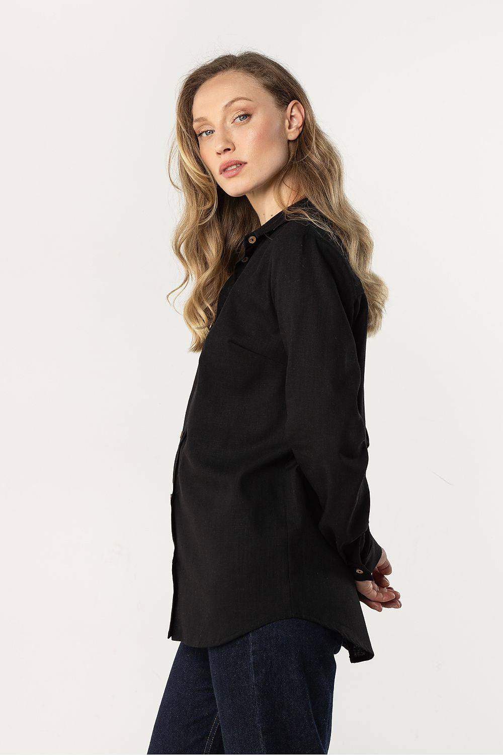 Long sleeve shirt model 225316 awama
