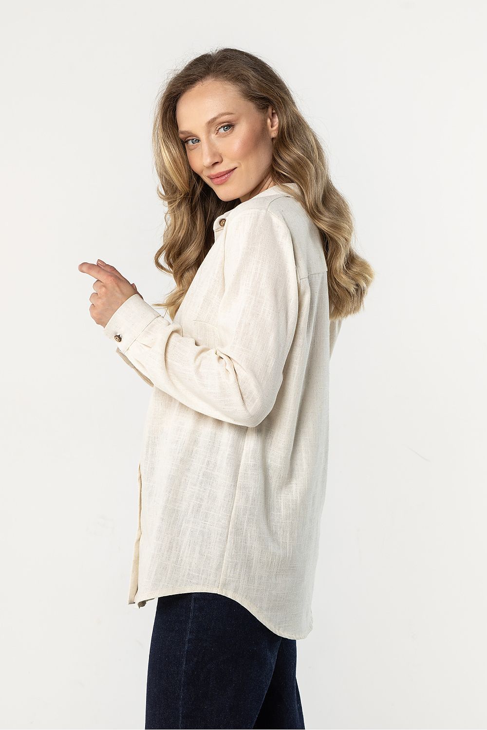 Long sleeve shirt model 225317 awama
