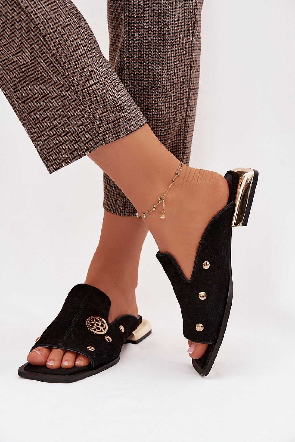 Flip-flops model 225352 Step in style