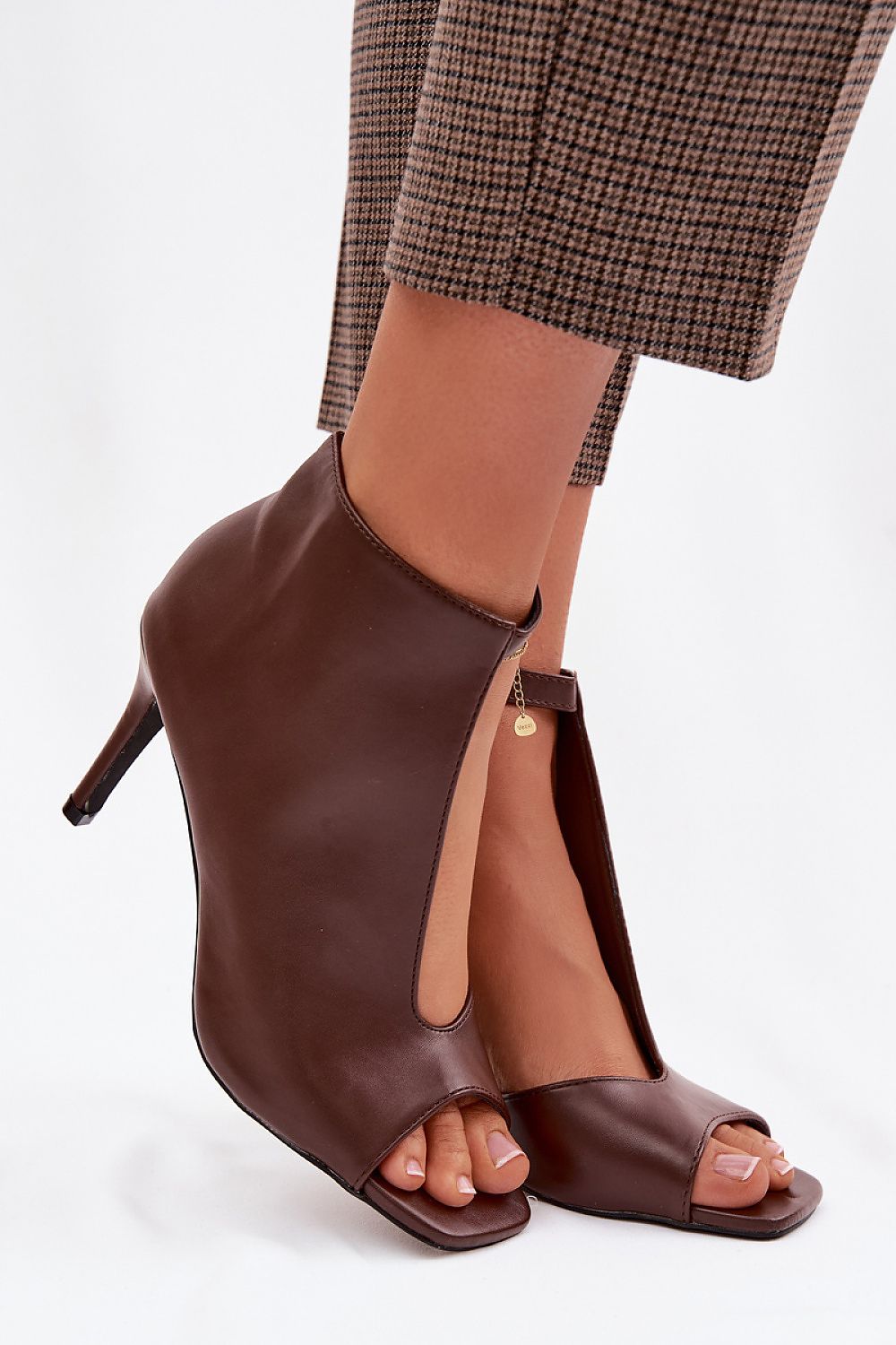 Heel sandals model 225401 Step in style