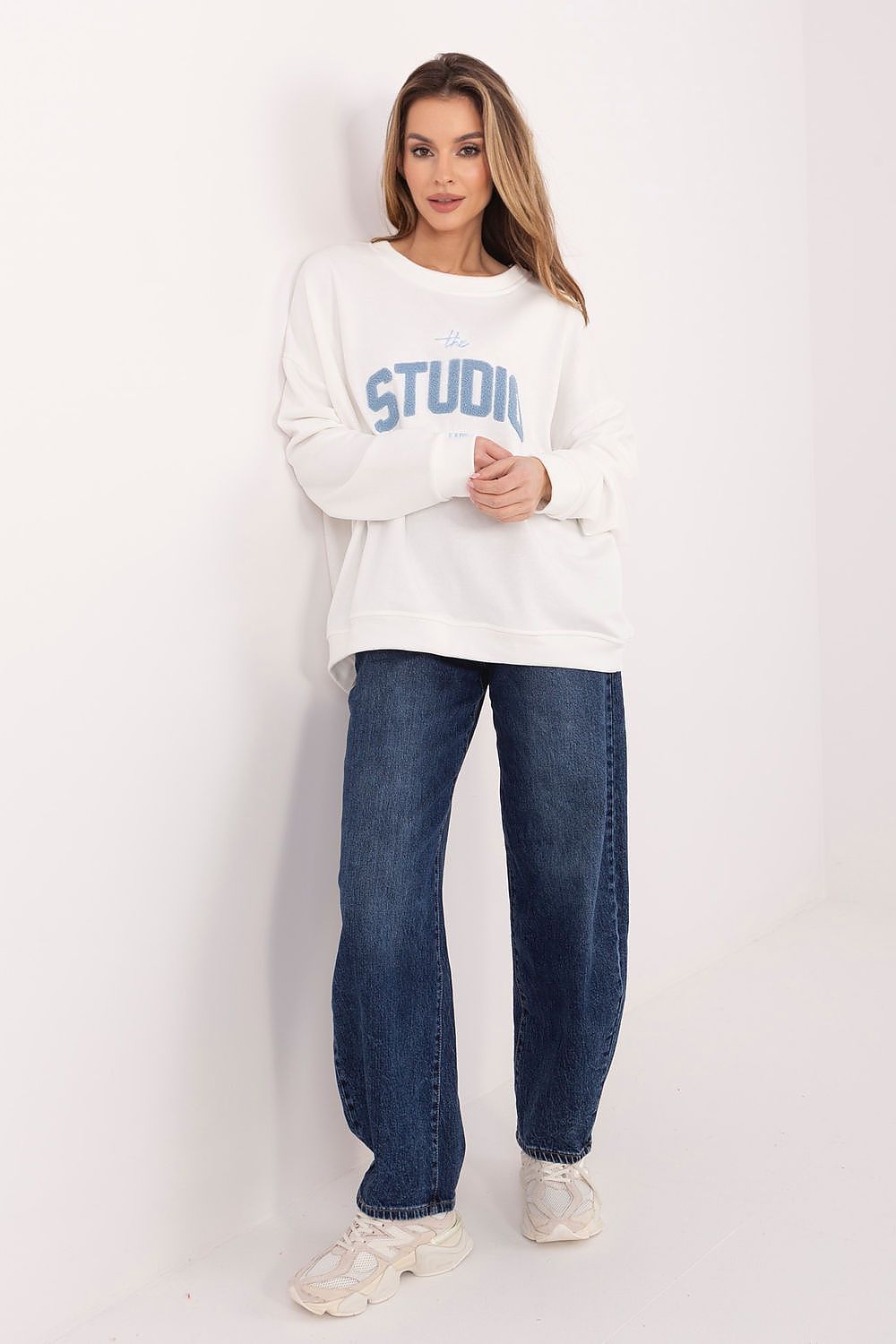 Sweatshirt model 225472 Relevance