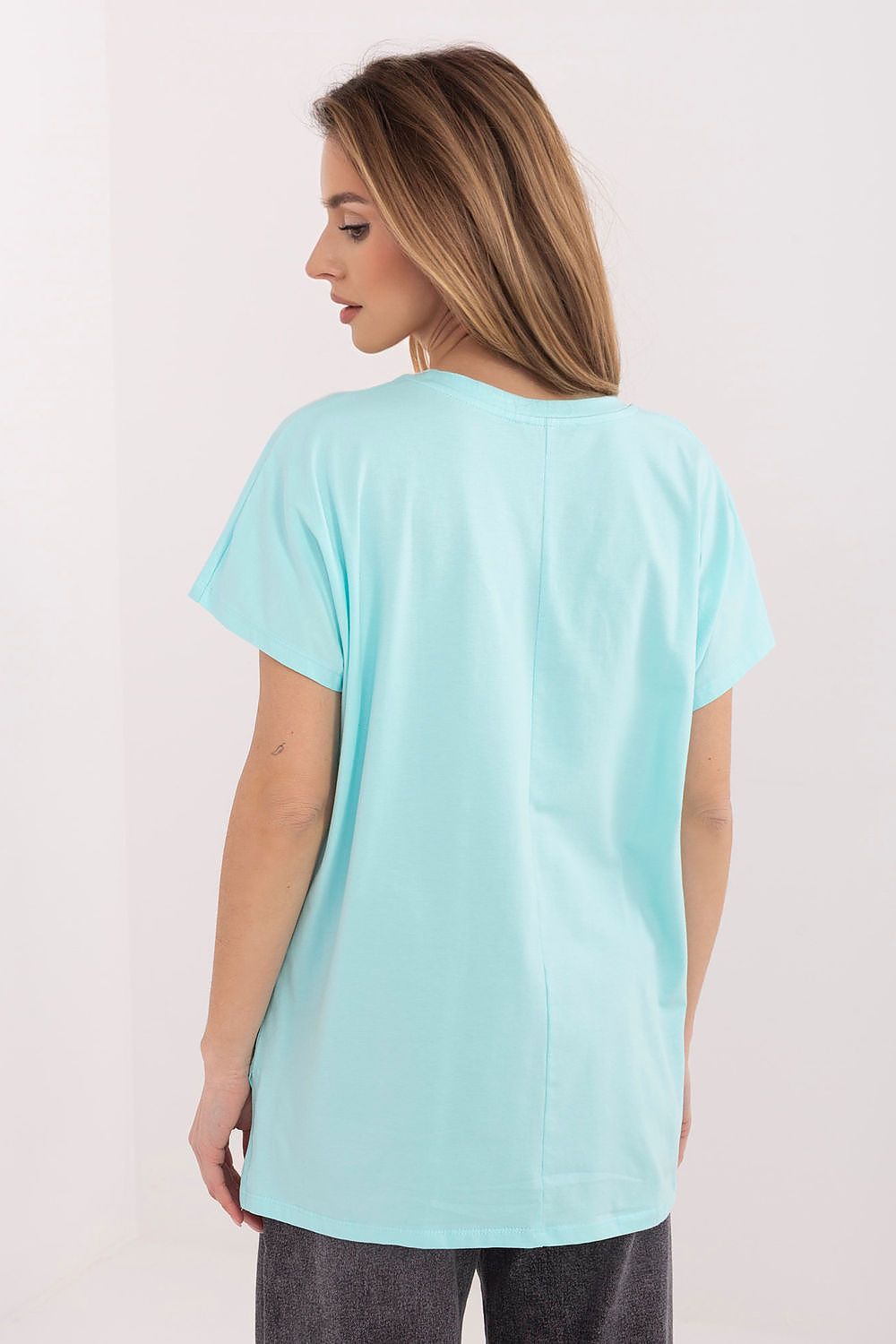 T-shirt model 225479 Relevance