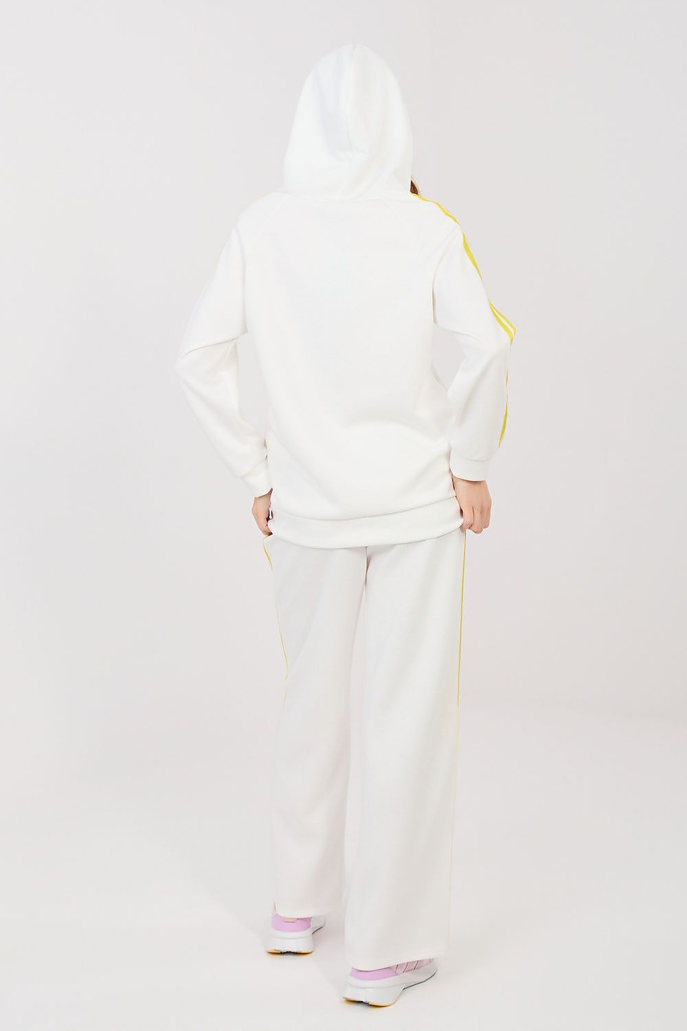Set model 225543 Rue Paris