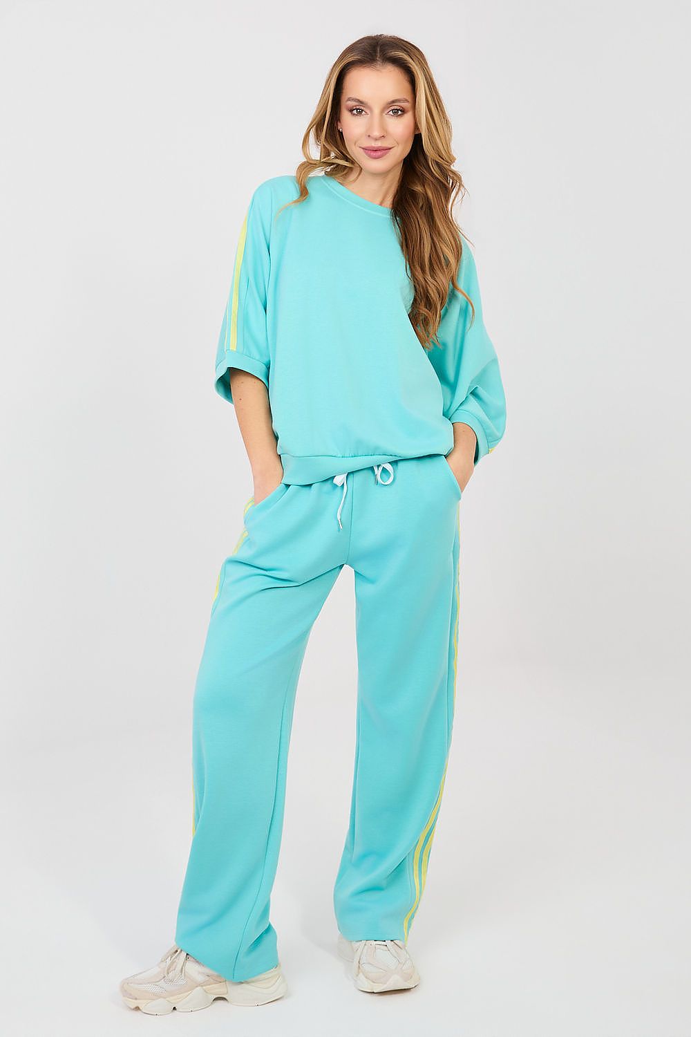 Set model 225551 Rue Paris