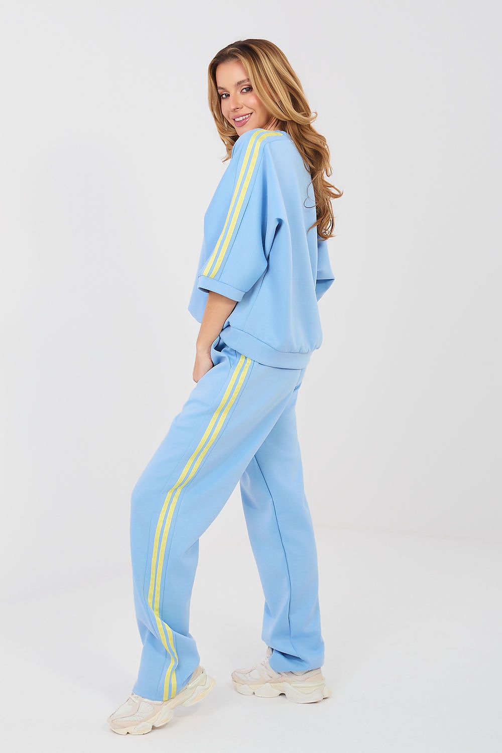 Set model 225554 Rue Paris