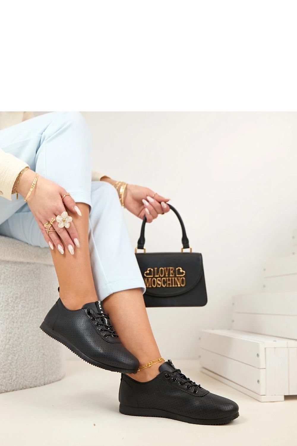 Sneakers model 225576 Solea
