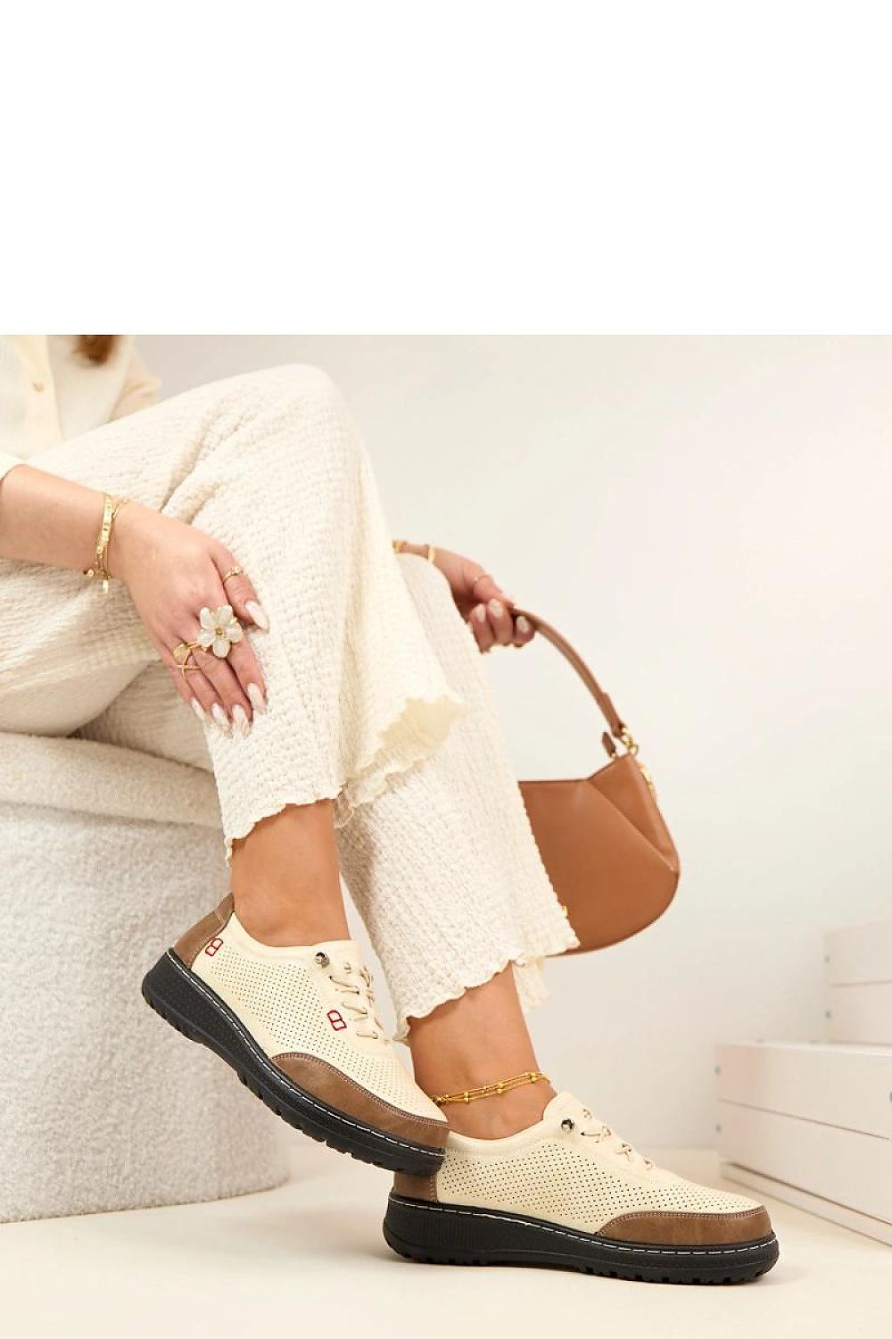 Half shoes model 225592 Solea