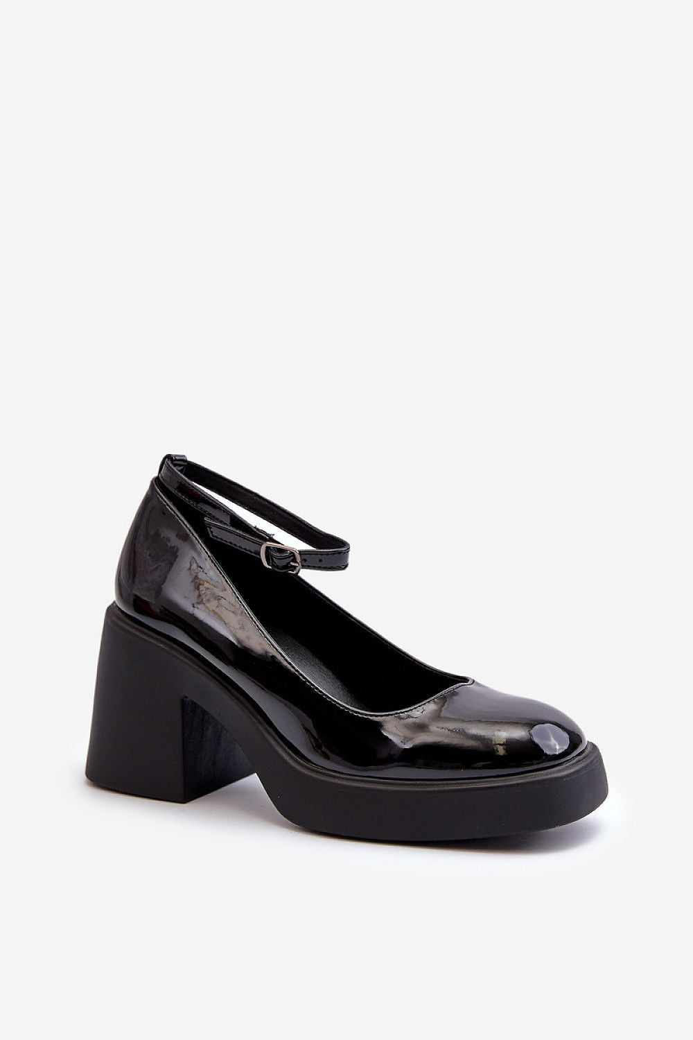 Heel pumps model 225608 Step in style
