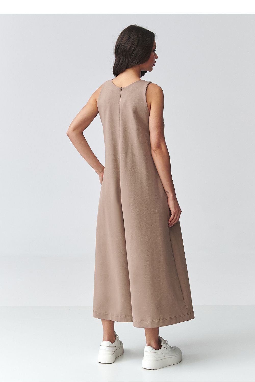 Suit model 225671 Makadamia