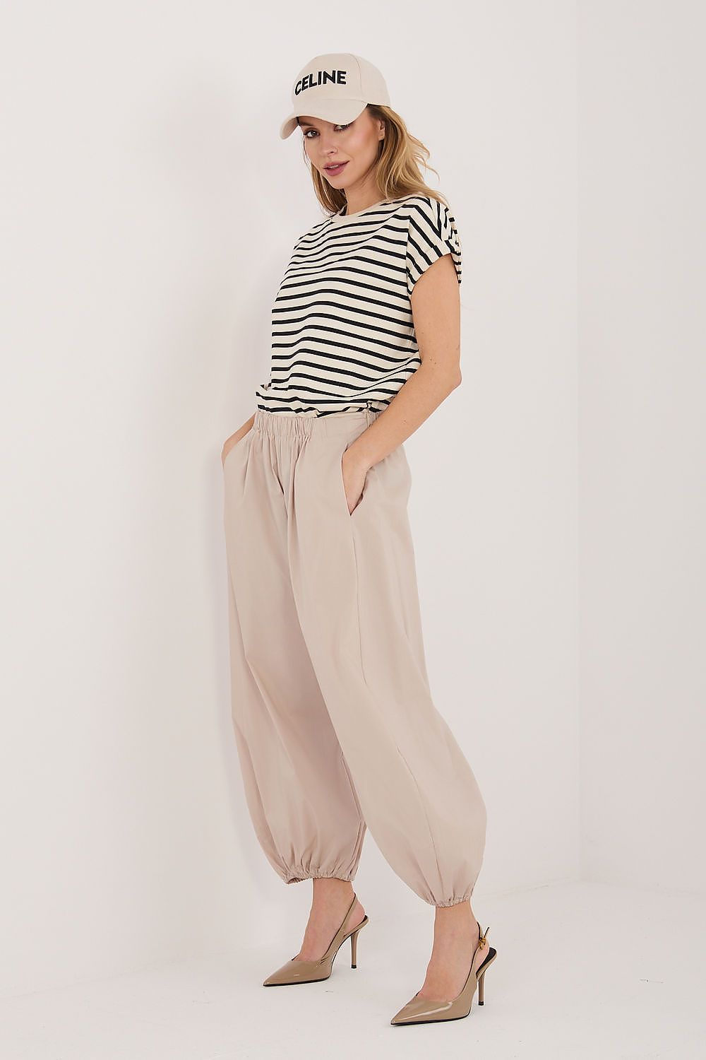 Women trousers model 225860 Rue Paris