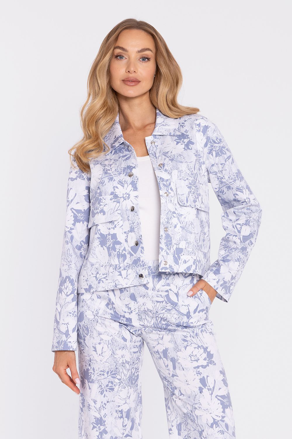 Jacket model 225909 Moe