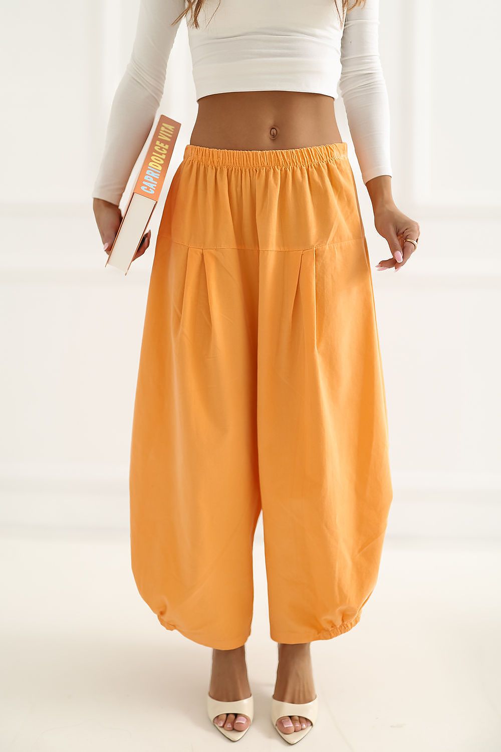 corduroy trousers model 226454 Italy Moda