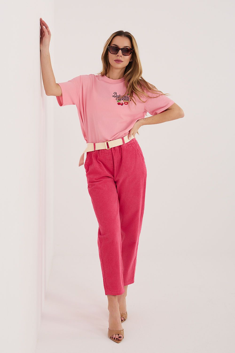 corduroy trousers model 226483 Italy Moda