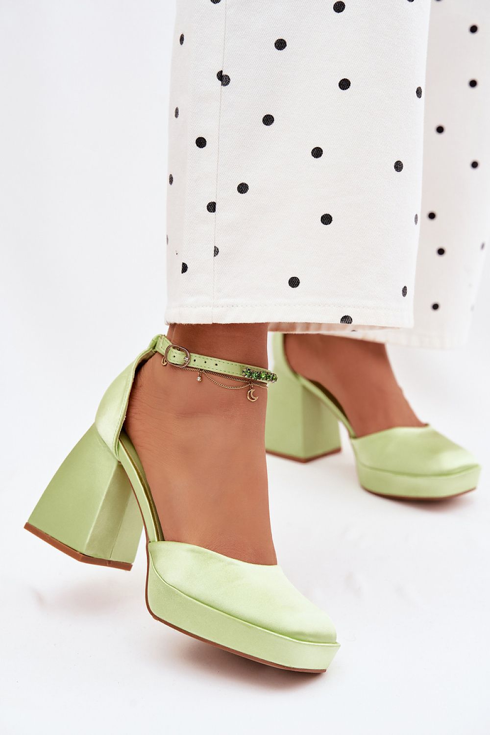 Heel sandals model 226914 Step in style