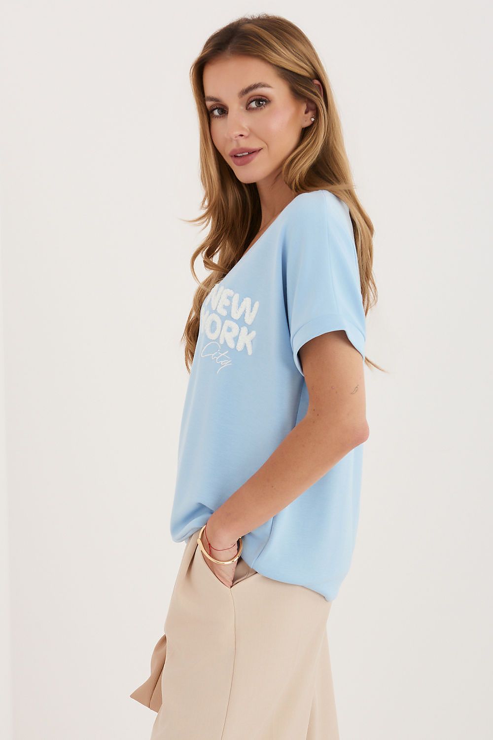 Blouse model 227315 Relevance
