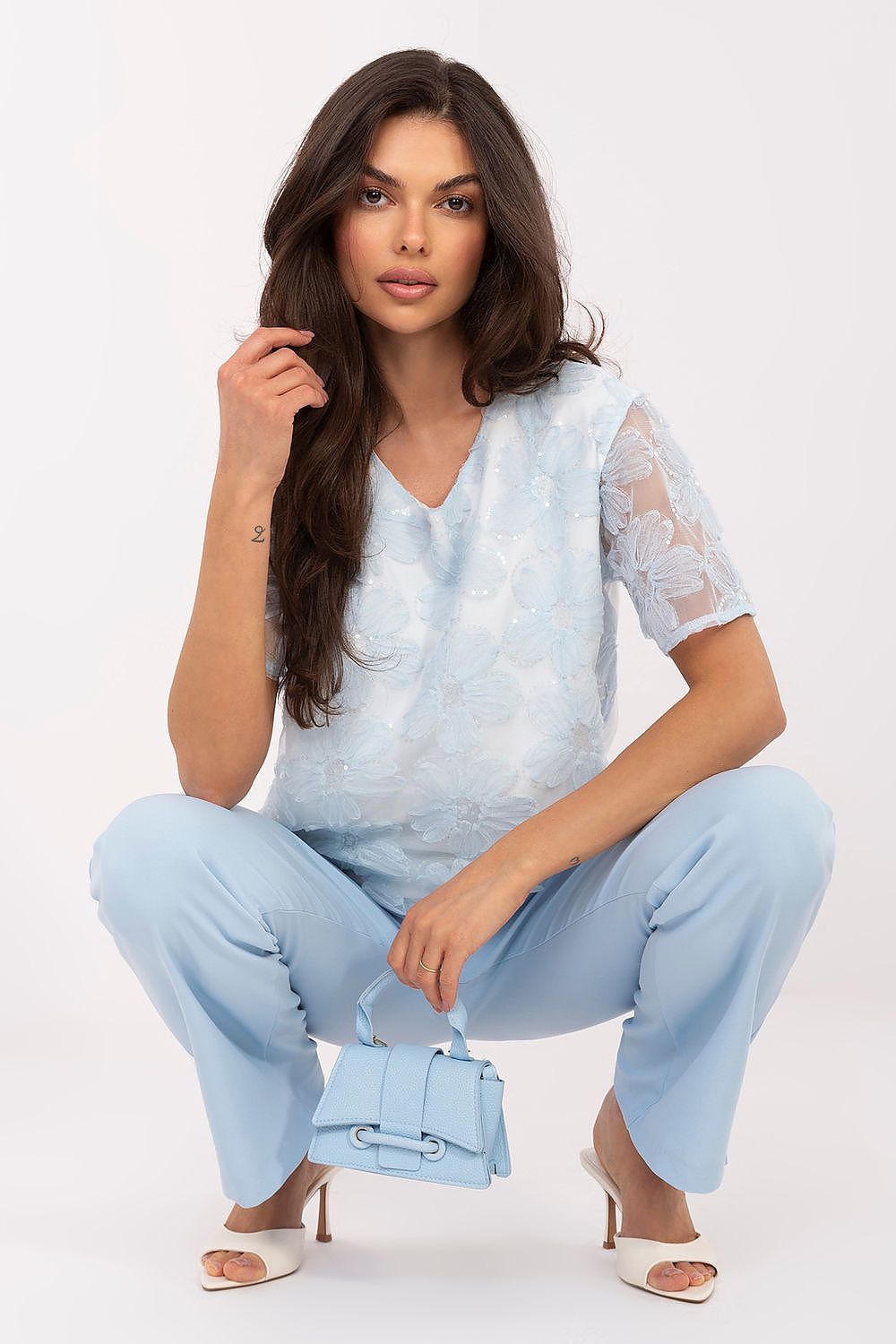 Blouse model 227318 Lakerta