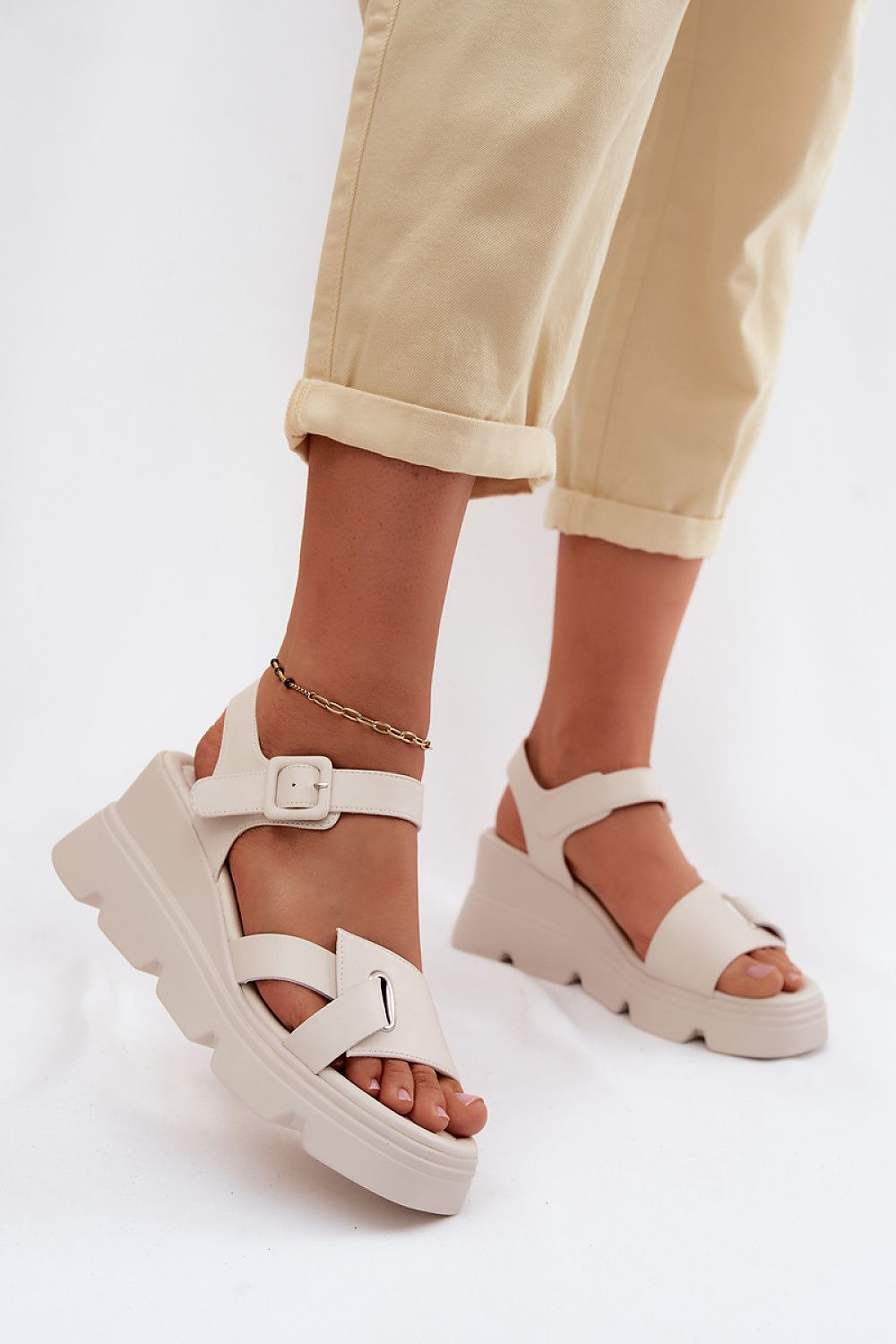 Buskin model 227898 Step in style