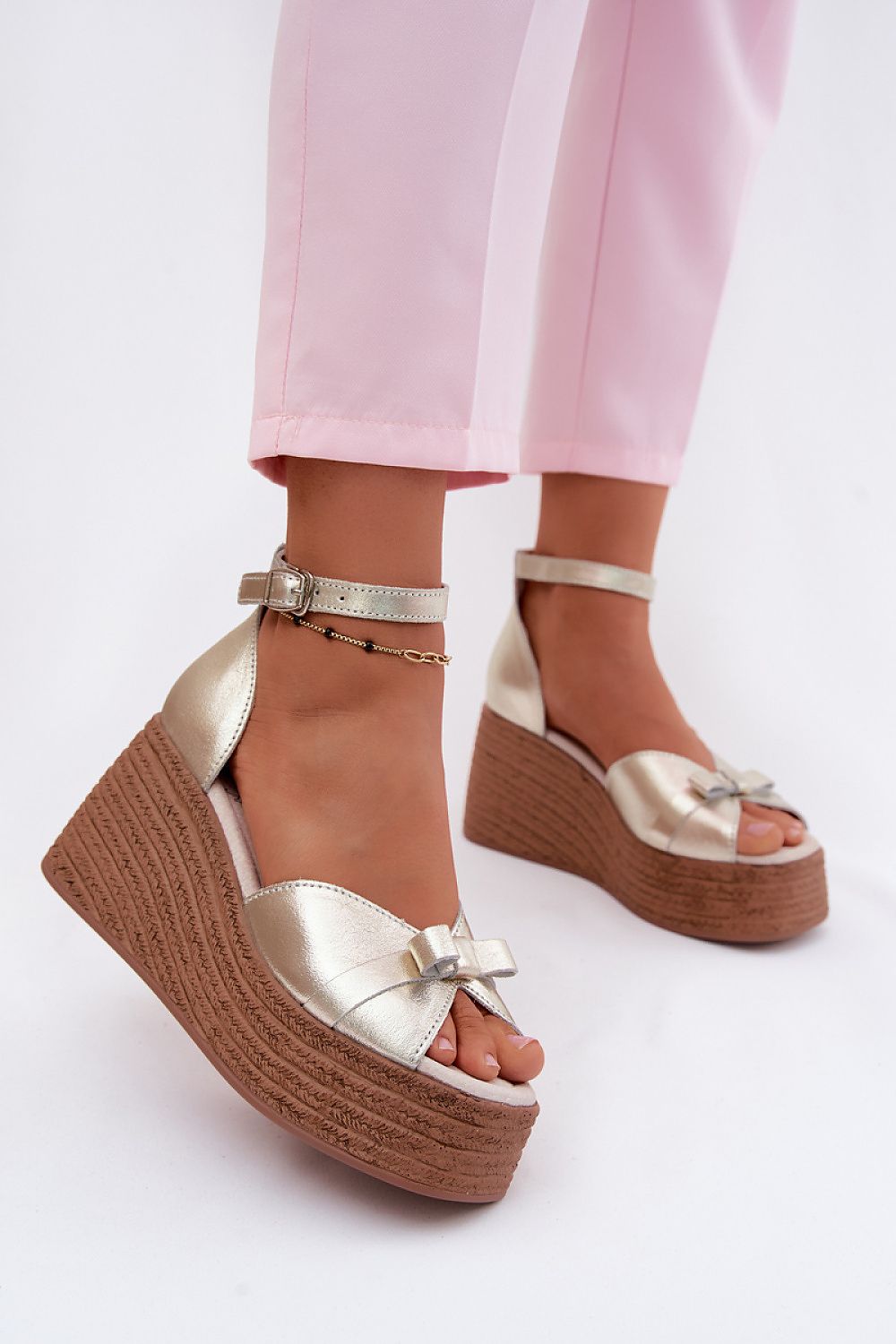 Buskin model 227916 Step in style