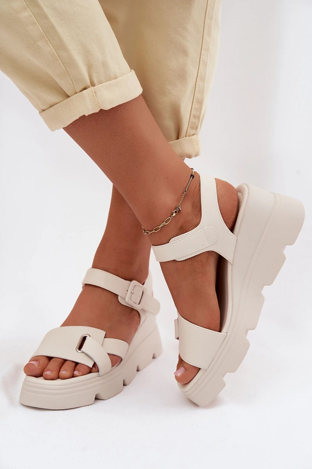 Buskin model 227898 Step in style