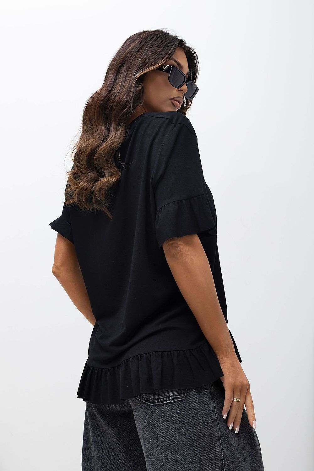Blouse model 228069 Relevance